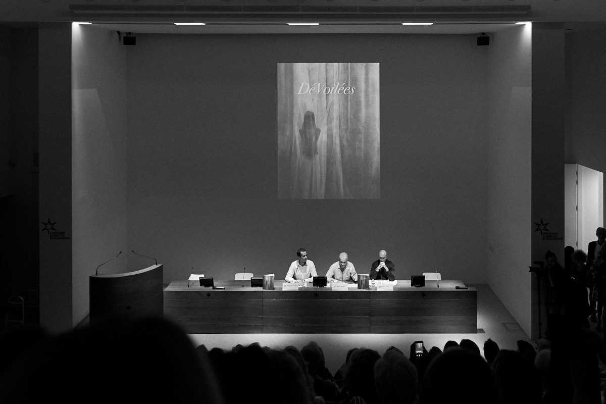 Alessandro_Vasapolli_Opening_Devoilees_Auditorium_Bookshop_Fondazione_Sandretto_Re_Rebaudengo_008