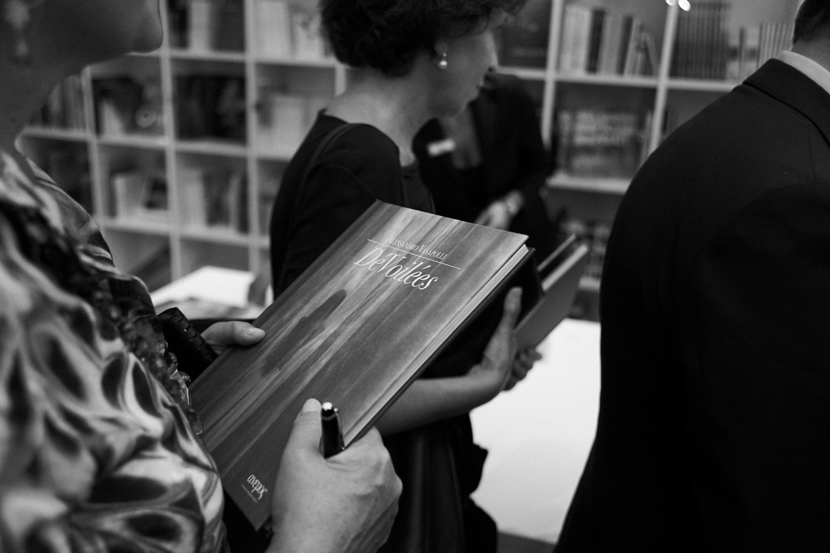 Alessandro_Vasapolli_Opening_Devoilees_Auditorium_Bookshop_Fondazione_Sandretto_Re_Rebaudengo_015